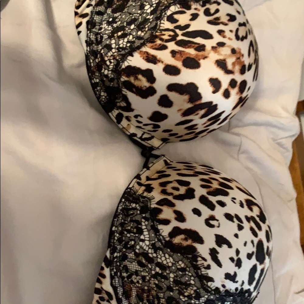 Victoria Secret Leopard Bombshell Plunge Bra